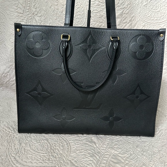 Louis Vuitton OnTheGo Empreinte - Picture 1 of 16